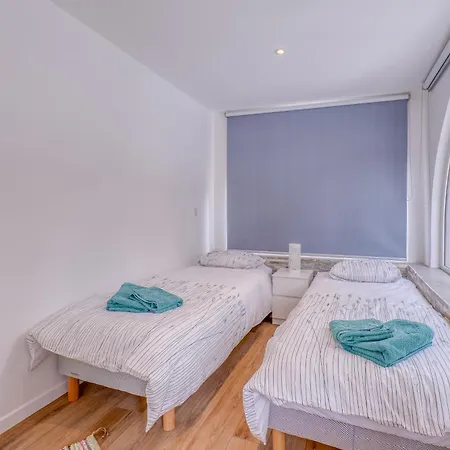 Location Avec Piscine & Parking Prive A Tatil Evi Bandol