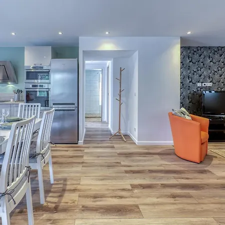 Location Avec Piscine & Parking Prive A Semesterbostad *