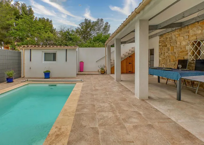 Location Avec Piscine & Parking Prive A * Bandol