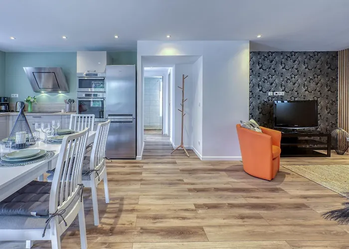 Location Avec Piscine & Parking Prive A Semesterbostad *